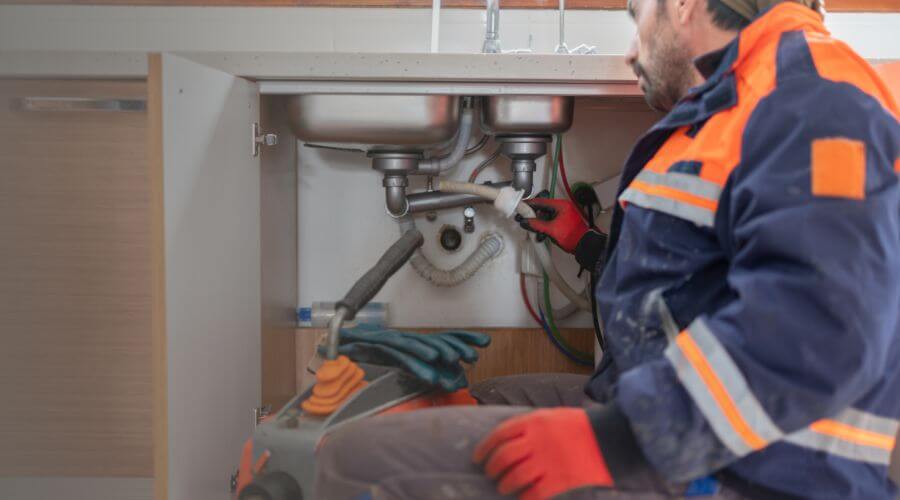 Descale Tankless Water Heater in Low Moor, VA